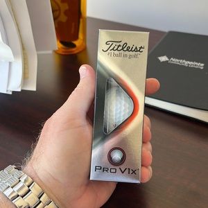 Titleist Pro V1x golf balls